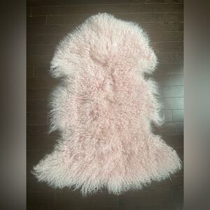 Luxurious Pink Sheepskin Rug